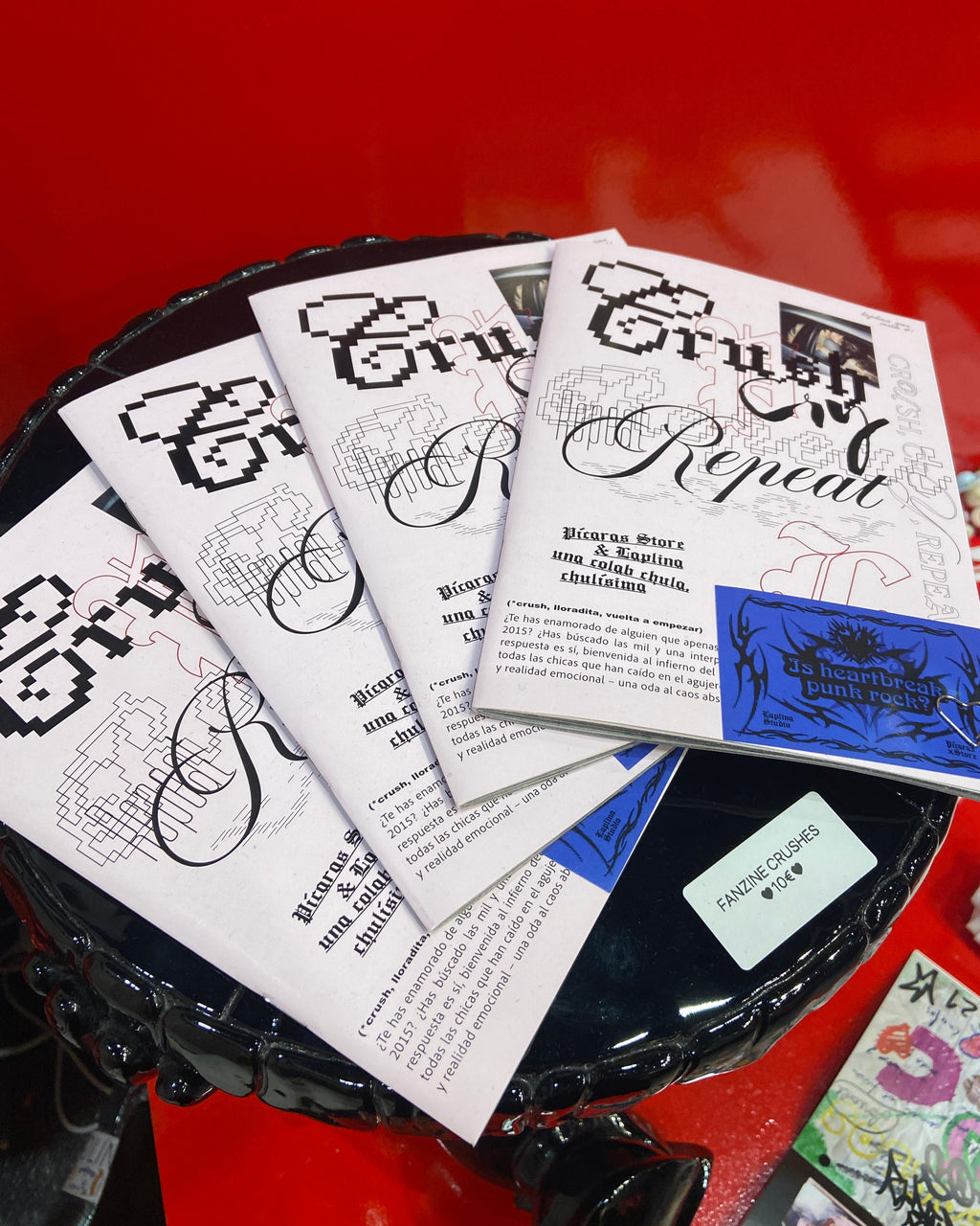 Fanzine Crush, Cry, Repeat